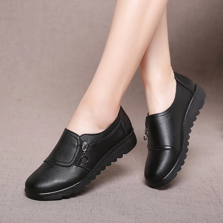 Elderly Walking Flat Shoes Breathable Thick Sole Sneakers Suitable for Going Beach Side Wear