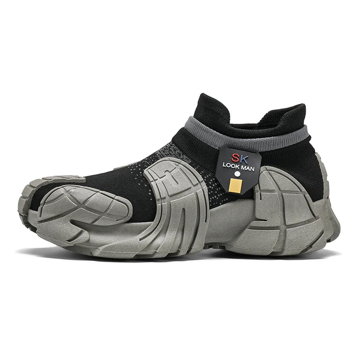 Trendy men's mecha shoes breathable knitted casual sports shoes mid top socks shoes comfortable sock sneakers Sock-like shoes