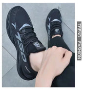 Shoes for Men Casual Slip on Fashion Sneakers Breathable Running Shoes Outdoor Walking Training Tennis Shoes