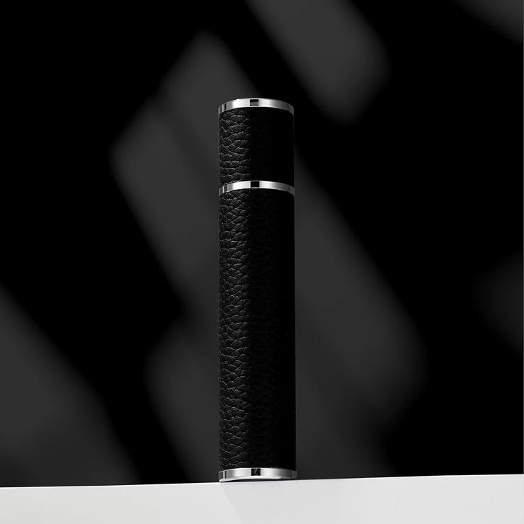 Louischanzl 10ml magnet Perfume Atomizer Bottle Portable leather Sprayer for Boarding Tight Sealing Travel Perfume Spray gift