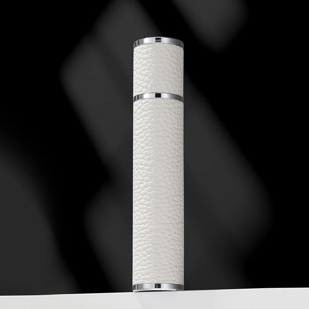 Louischanzl 10ml magnet Perfume Atomizer Bottle Portable leather Sprayer for Boarding Tight Sealing Travel Perfume Spray gift