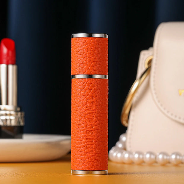 Louischanzl Perfume Atomizer Bottle magnet  Portable leather Sprayer for Boarding Tight Sealing Travel Perfume Spray gift 5ml