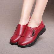 Elderly Walking Flat Shoes Breathable Thick Sole Sneakers Suitable for Going Beach Side Wear