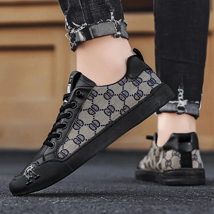 Luxury Black Men's Canvas Sneakers Designer Flat Vulcanized Shoes Men Low Top Casual Skateboard Shoes For Men Fashion Sneakers