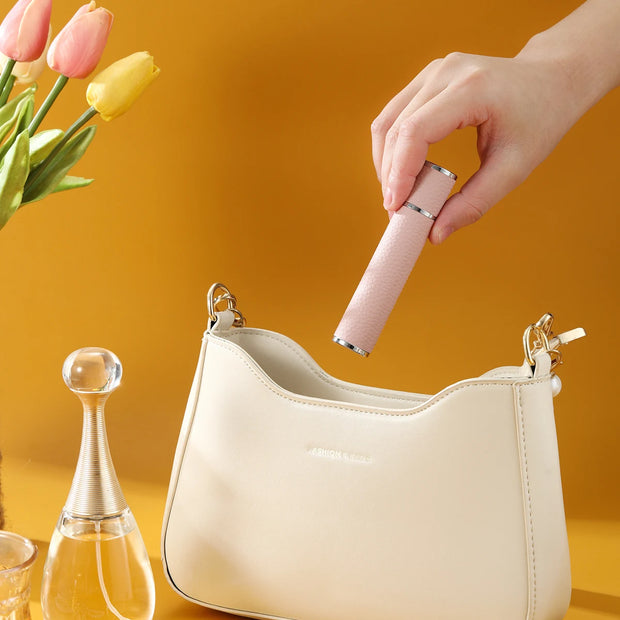Louischanzl 10ml magnet Perfume Atomizer Bottle Portable leather Sprayer for Boarding Tight Sealing Travel Perfume Spray gift