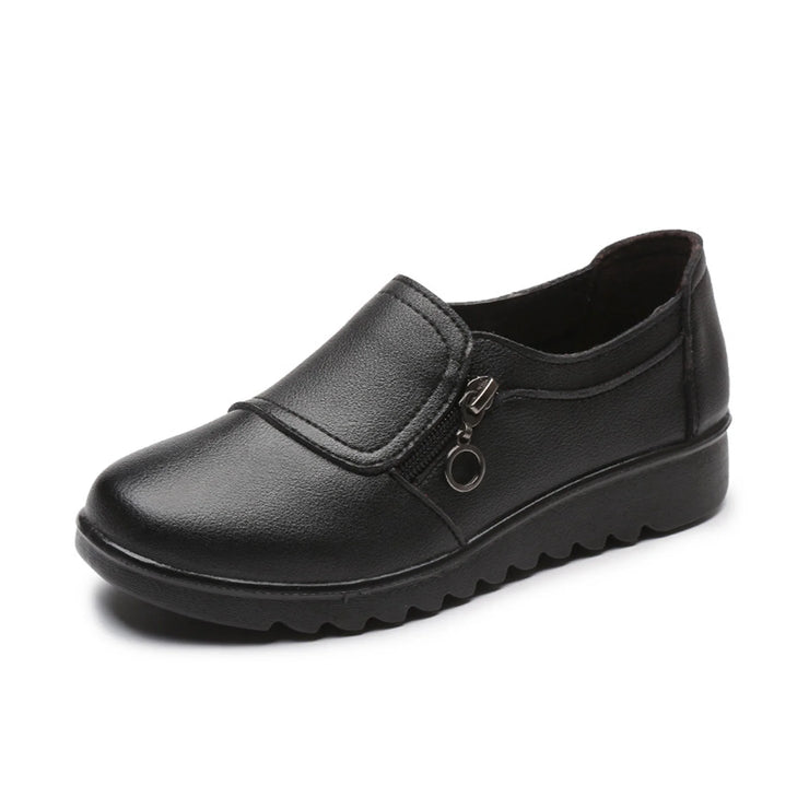 Elderly Walking Flat Shoes Breathable Thick Sole Sneakers Suitable for Going Beach Side Wear