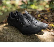 Santic Cycling Mountain Lock Shoes Outdoor Riding Sport MTB Bike Indoor Biking Carbon Fiber Sole Sneakers Comfortable Breathable